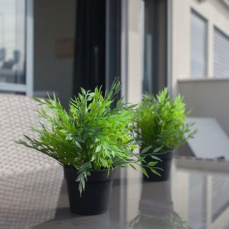 Luxury Penthouse 2 Bed Near Rothchild Apartment Tel Aviv Exterior photo